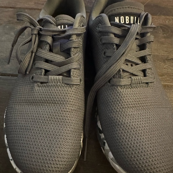 NOBULL Charcoal Sneakers with Camo Sole - Picture 5 of 6